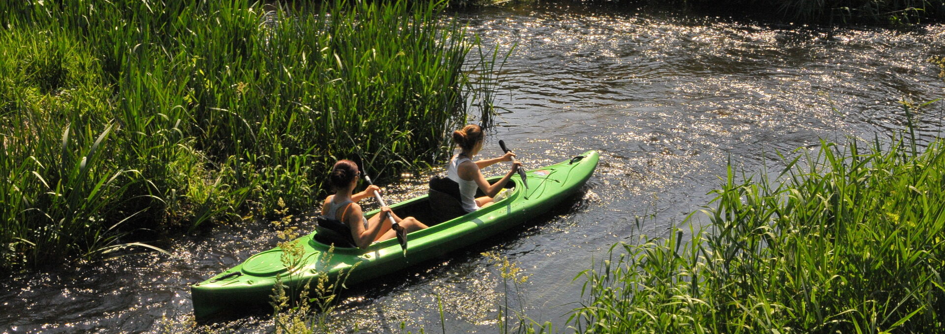 Spływy kajakowe po rzece wełnie